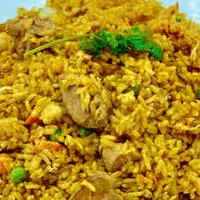 B19. Curry Chicken Fried Rice 咖哩雞炒飯