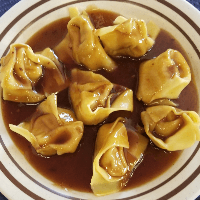 Szechuan Wontons (8)