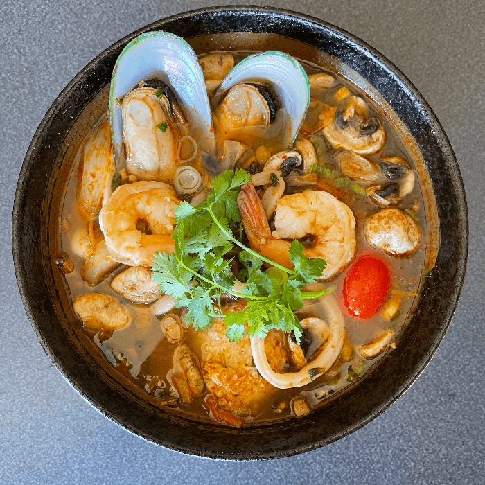 Tom Yum Soup (Thai Spicy and Sour Soup)