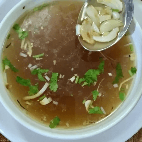 Everest Clear Soup