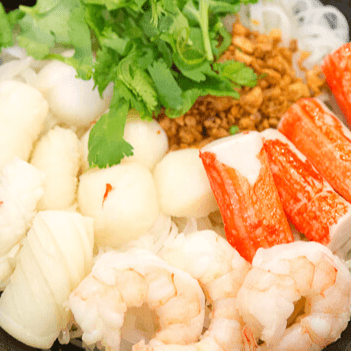9. Seafood Noodle.