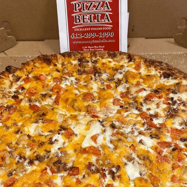 Chicken Ranch Pizza (12 Cut Large 16").