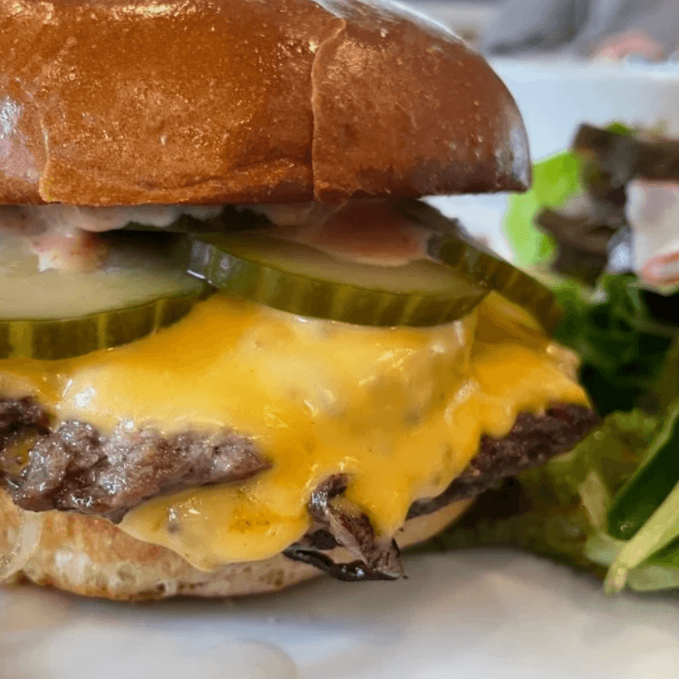Lemon Tree Co. Classic Burger